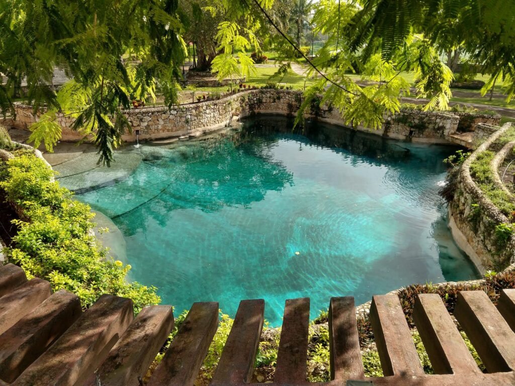 cenote artificial 16