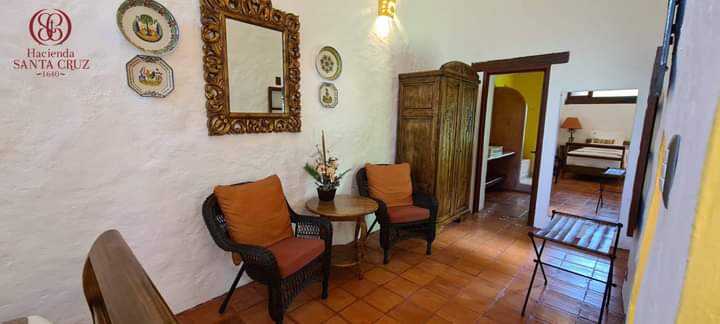 habitación junior suite, 1 cama king size y 1 individual